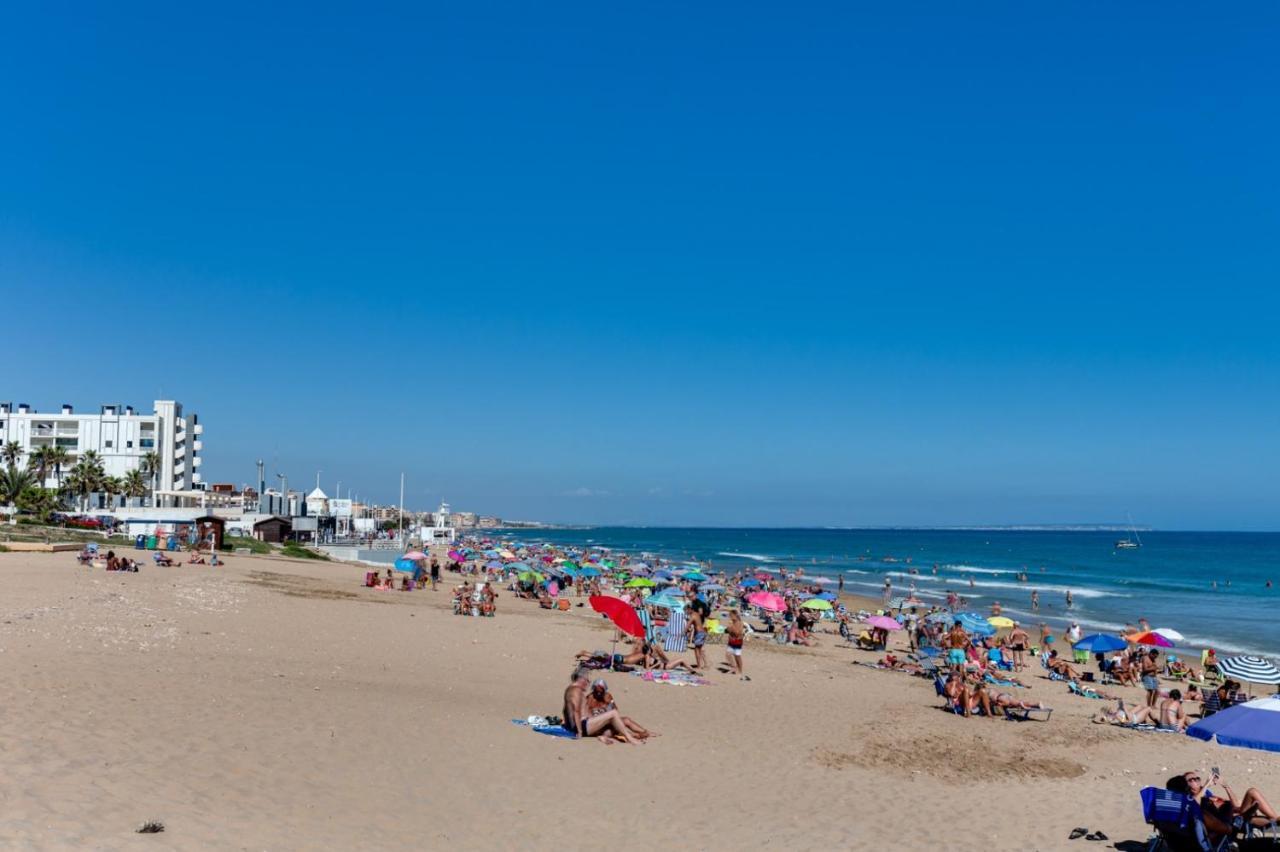 Apartmán Grace Resident Studio Apartman La Mata  Exteriér fotografie